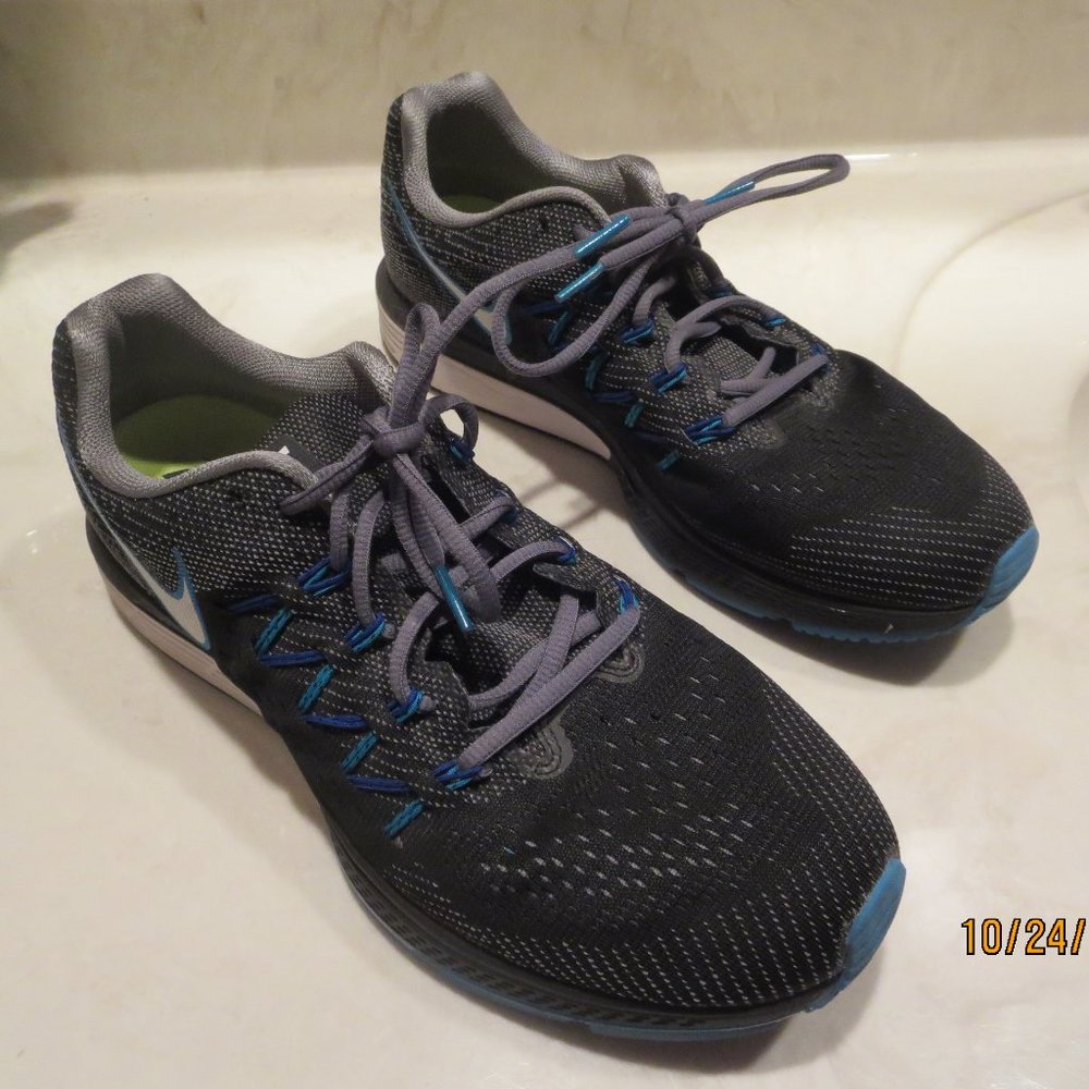 Men's NIKE Air Zoom Vomero 10 Running Shoes 10 1/2